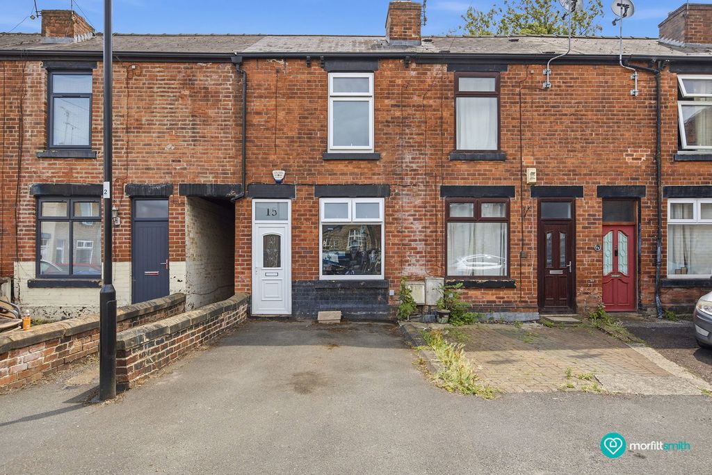 Property photo 1 of 17