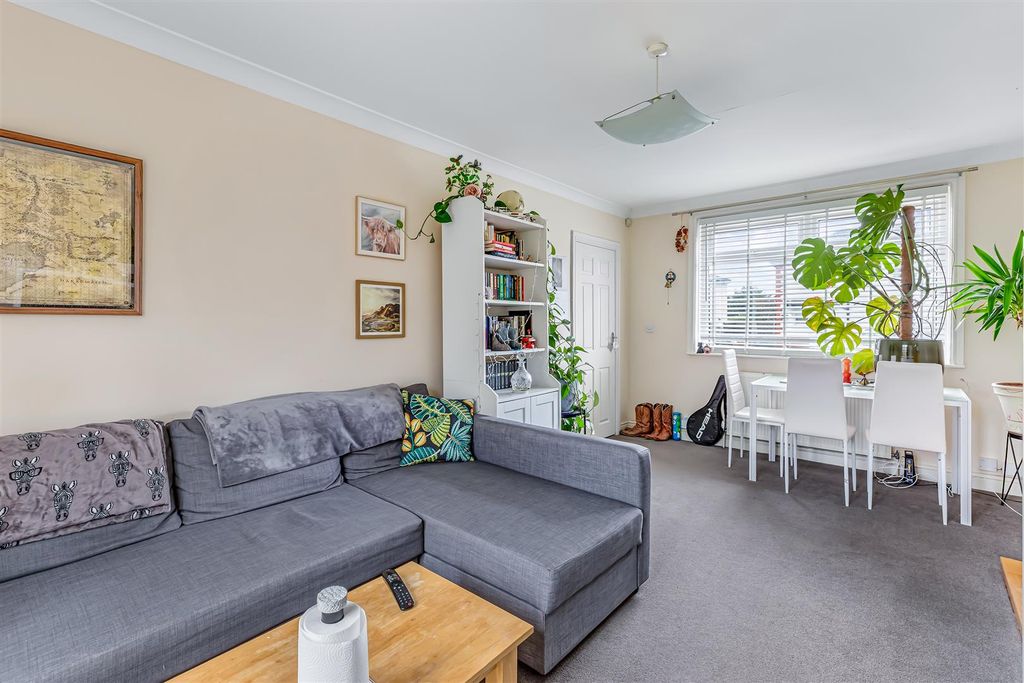 Property photo 3 of 18 Img_0893.Jpg