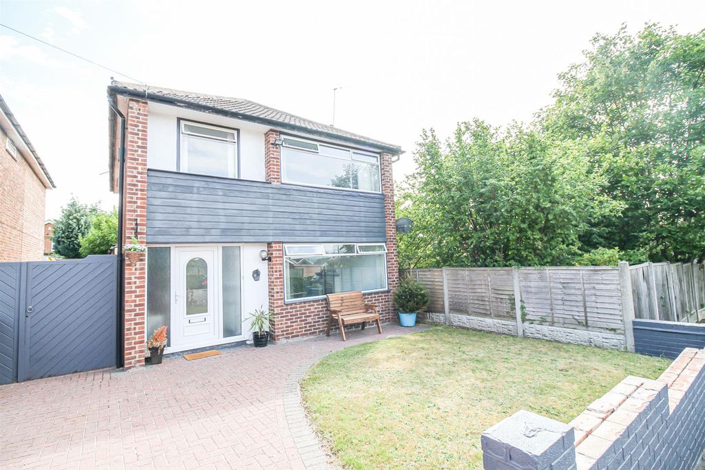 Property photo 1 of 28 Img_8492.Jpg