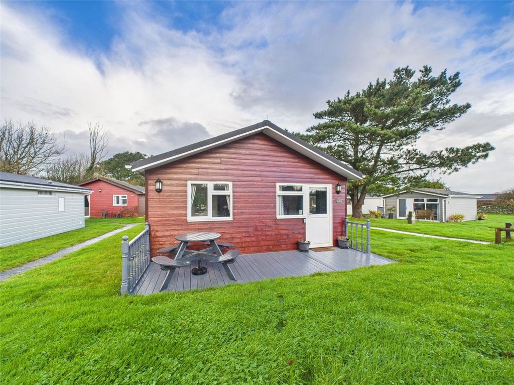 Property photo 1 of 9 Picture No. 08