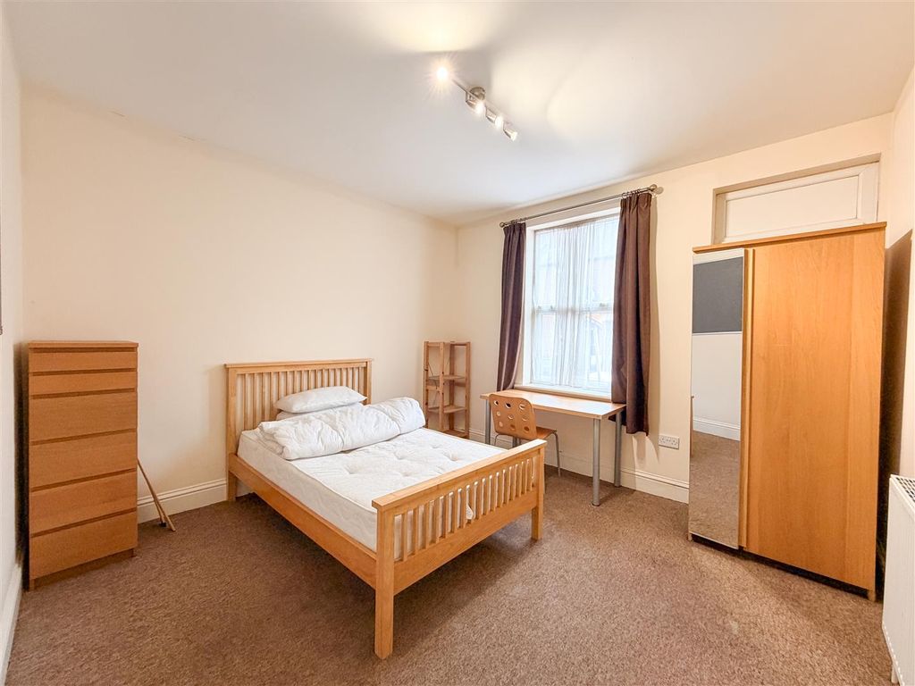 Property photo 3 of 9 Img_1410.Jpg