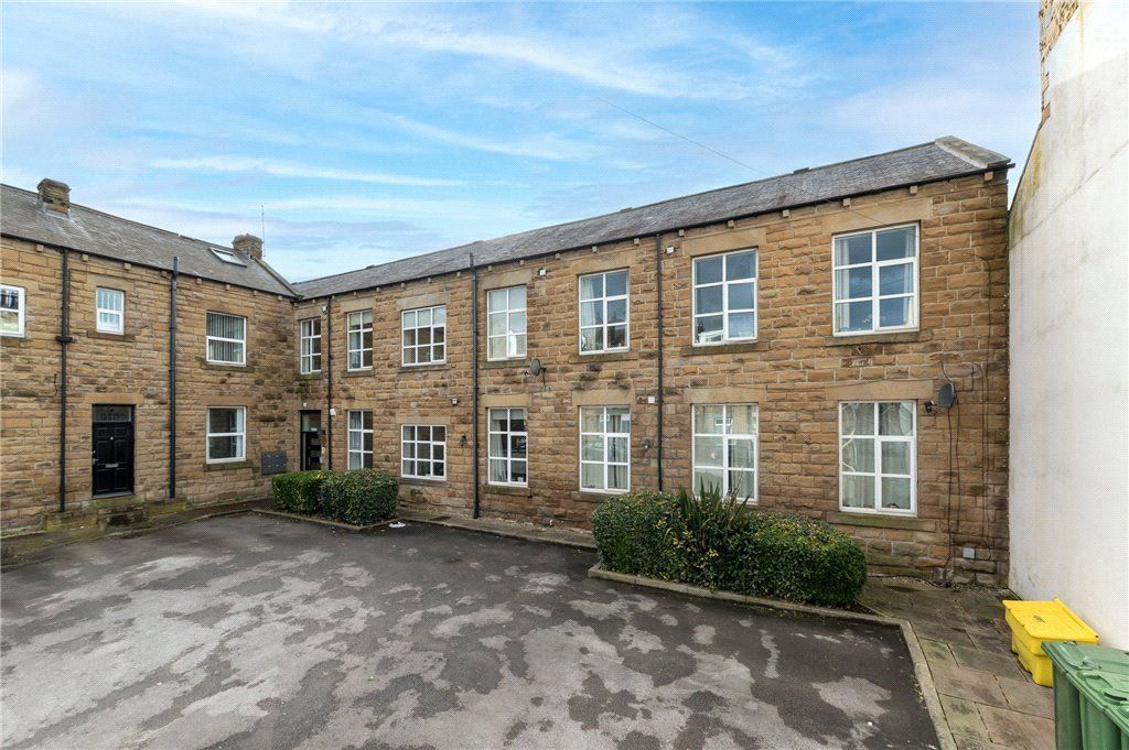 Property photo 1 of 11 External Front