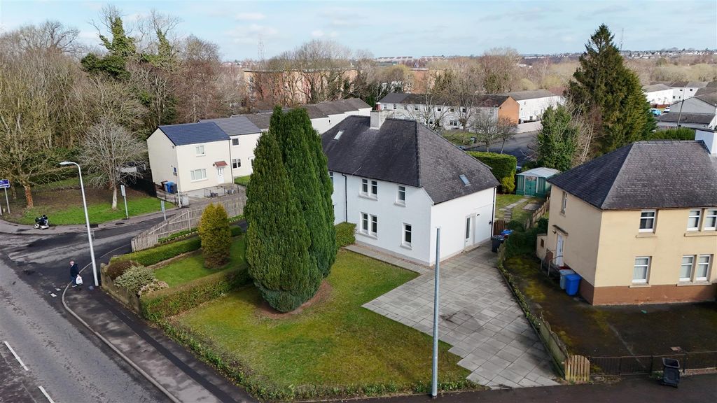 Property photo 1 of 12 Front External