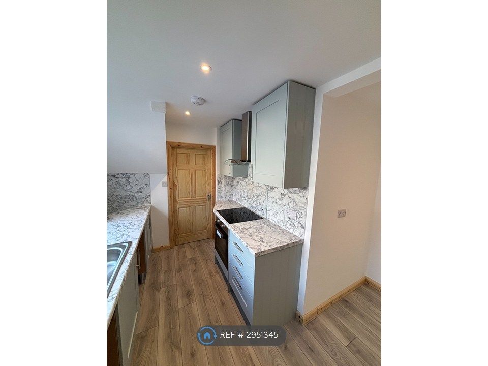 Property photo 1 of 13 Kitchen