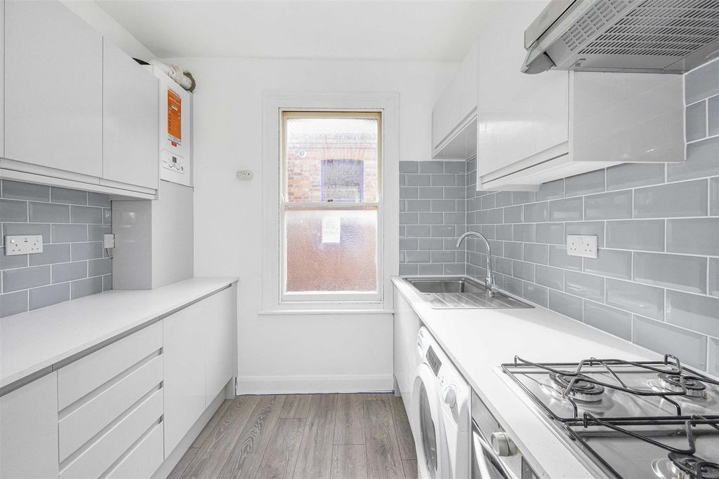 Property photo 3 of 12 2