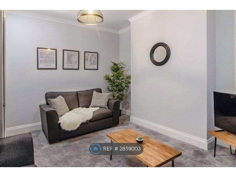 Property photo 3 of 3