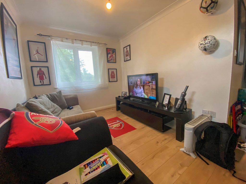 Property photo 3 of 9