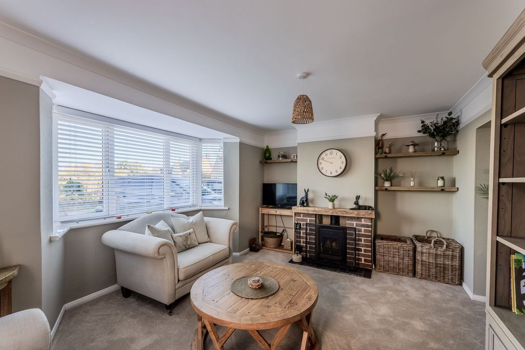 Property photo 2 of 24