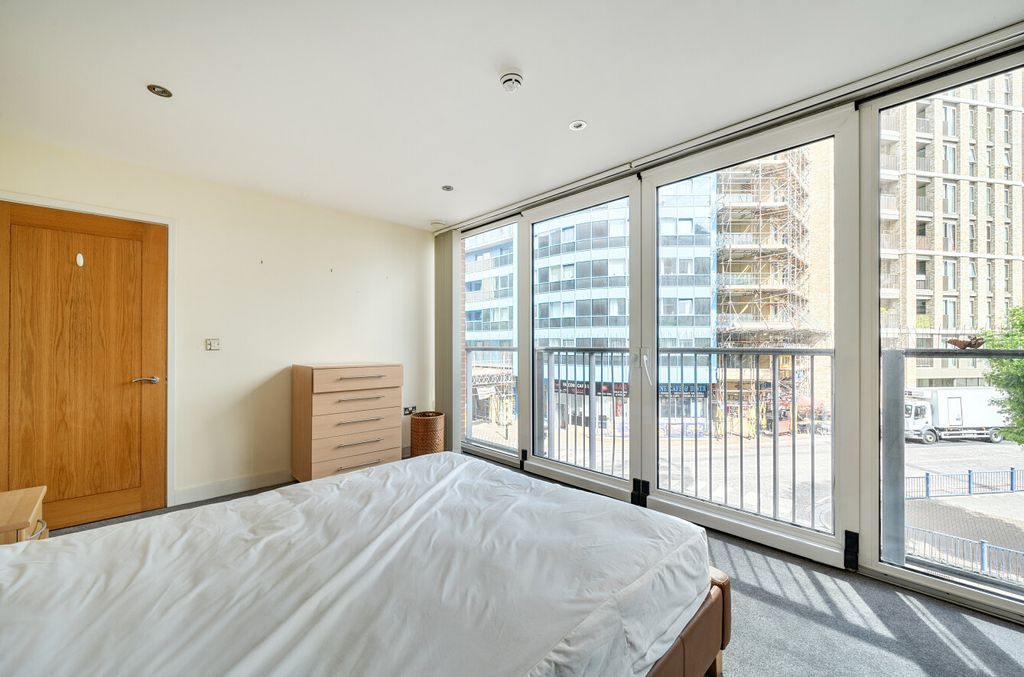 Property photo 3 of 14 1477195-4-6A28038...