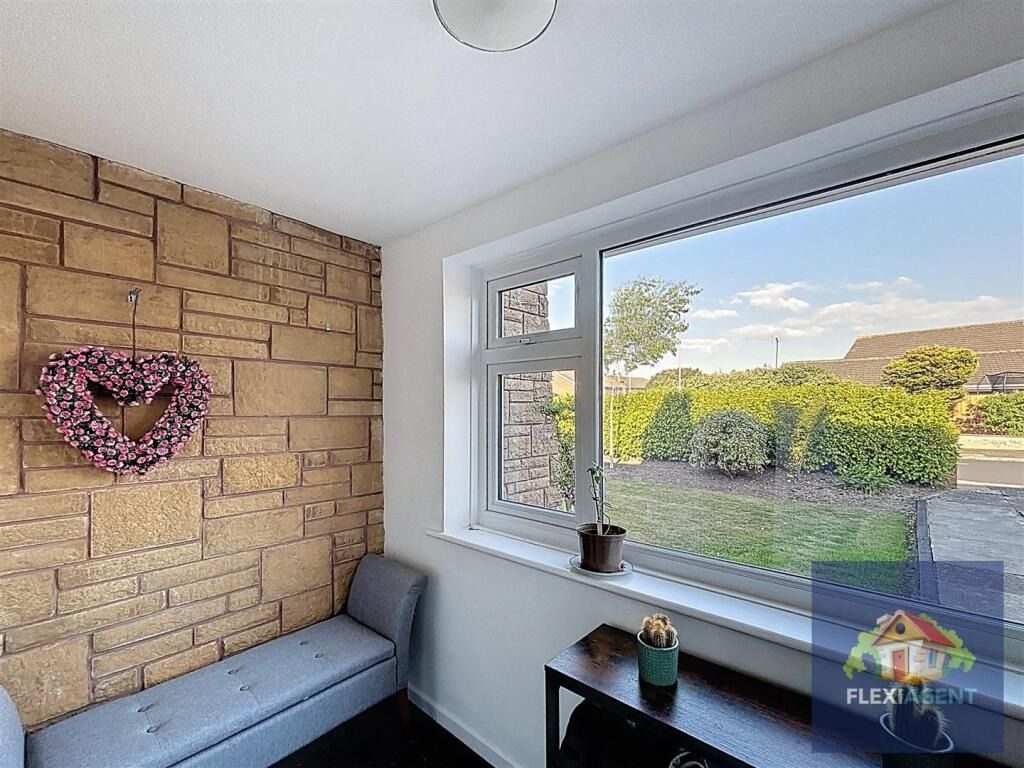 Property photo 2 of 48 4319292