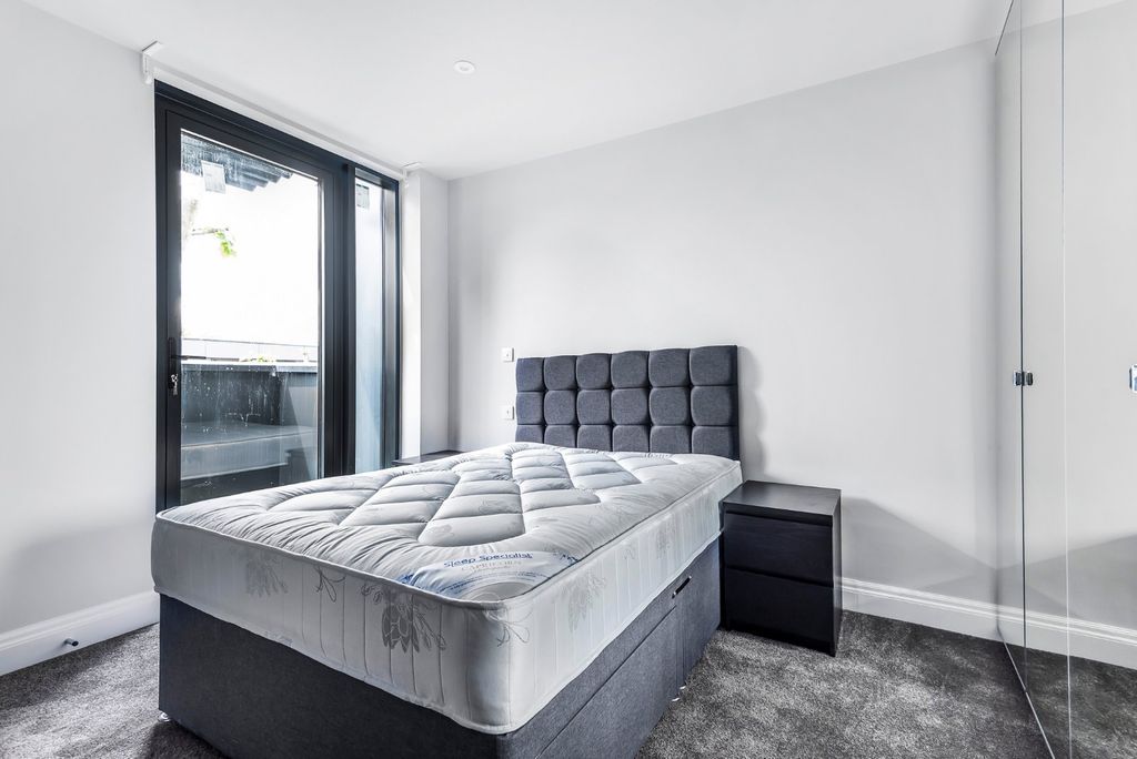 Property photo 3 of 7 Picture No. 06