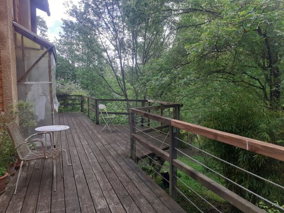 Property photo 2 of 28