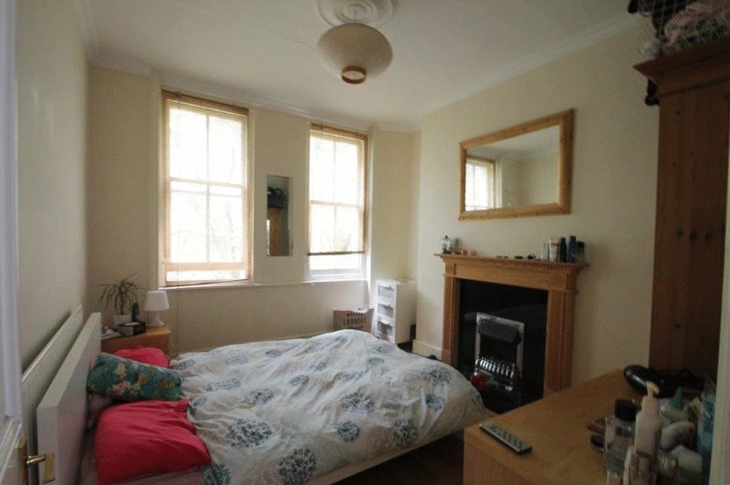 Property photo 2 of 6 Photo 4