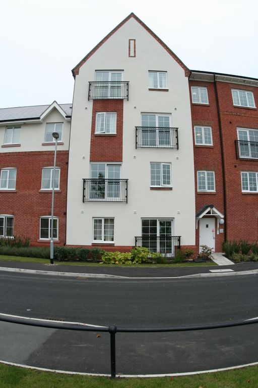 Property photo 1 of 2