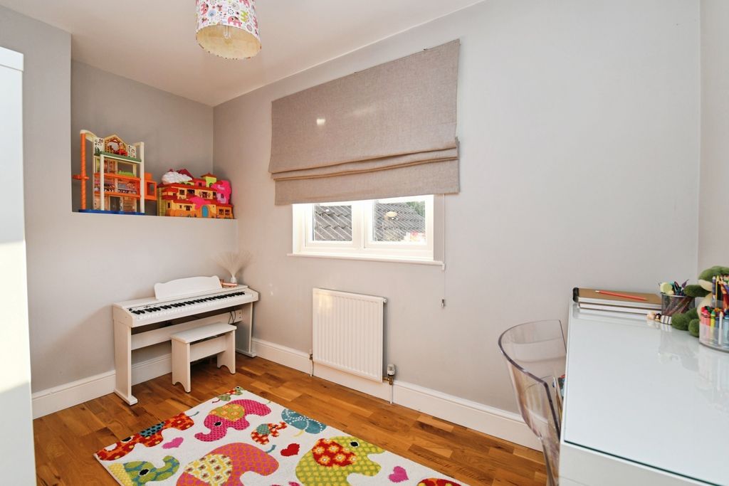 Property photo 3 of 34 Photo