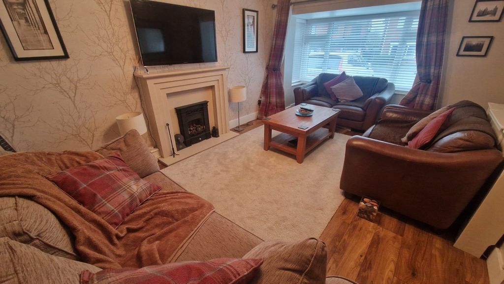 Property photo 2 of 15 Picture No. 09