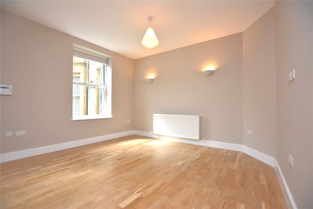 Property photo 3 of 10 Picture No. 10