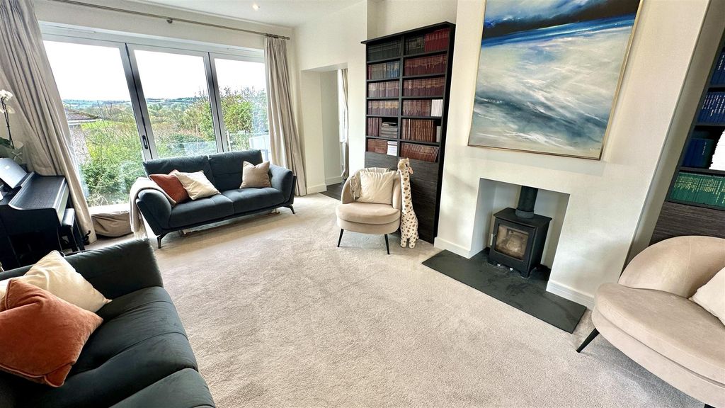 Property photo 3 of 19 20260212_111509201_Ios.Jpg