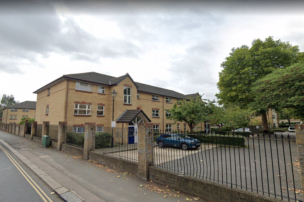 Property photo 1 of 6