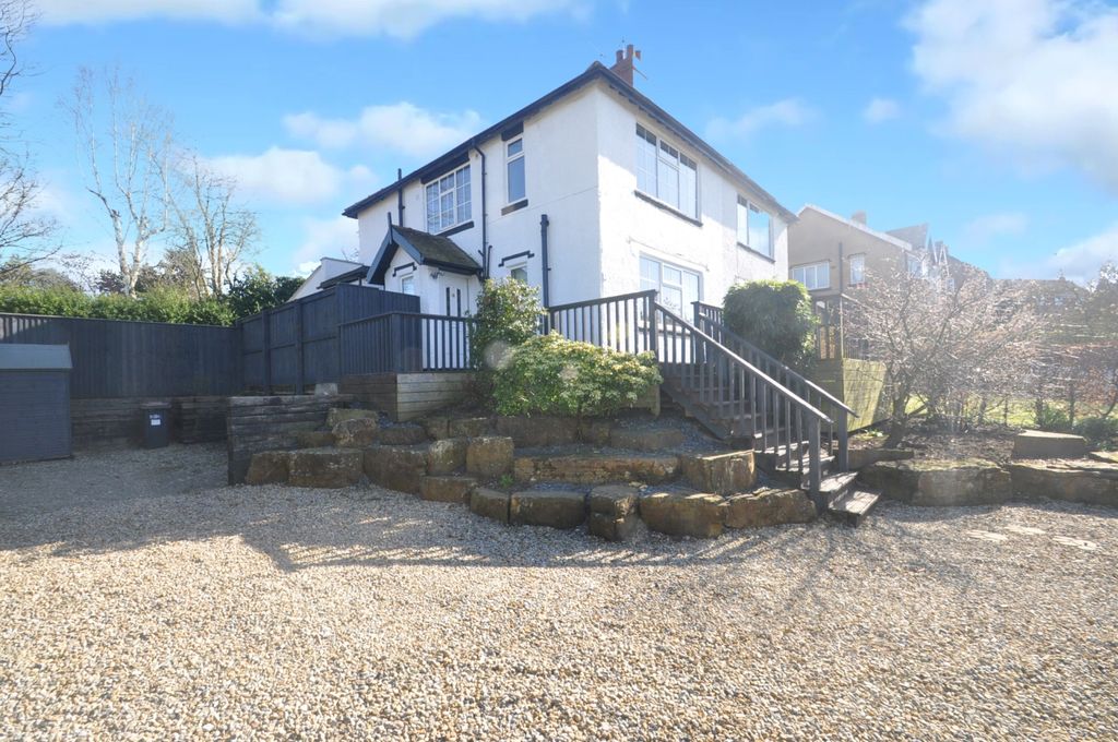 Property photo 1 of 15 Blue Sky