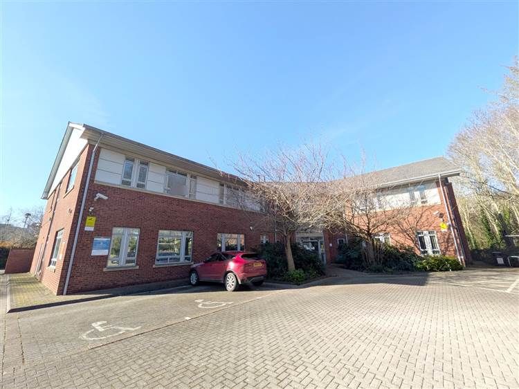 Property photo 1 of 2