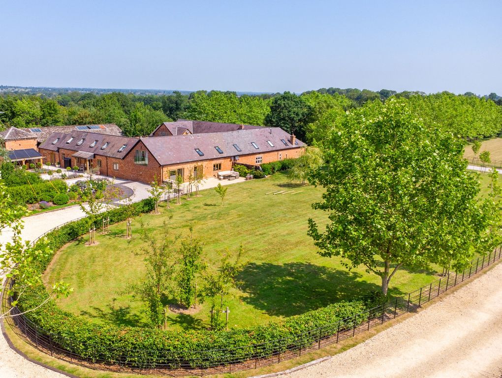 Property photo 1 of 29