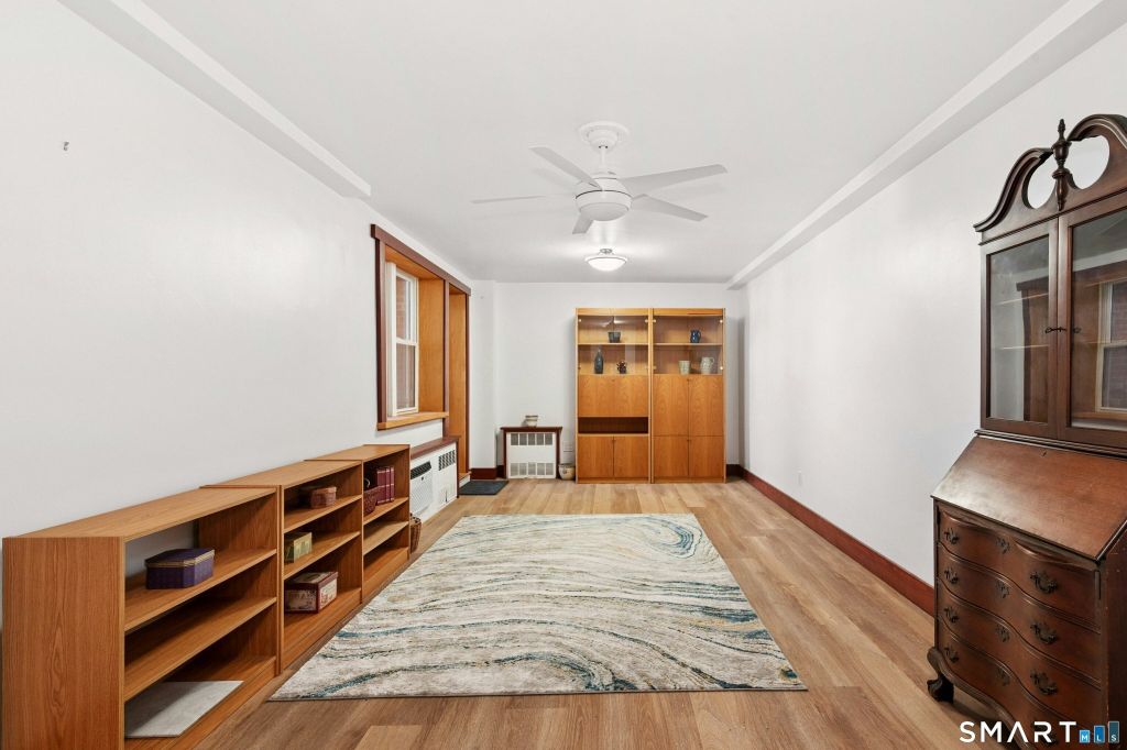 Property photo 3 of 17 <Alttext/>