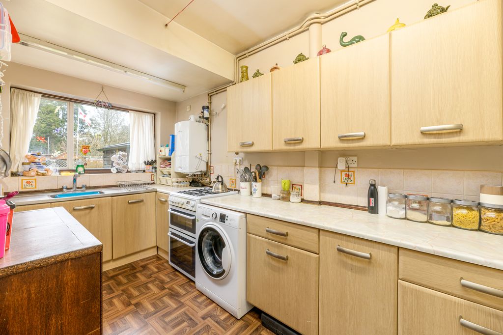 Property photo 2 of 37 Acc672B0F5Cbc7022E1B40A101c79B357Ea208B7.Jpg