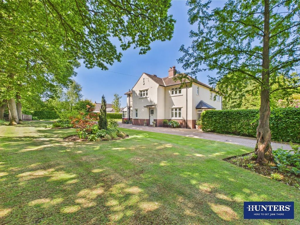 Property photo 1 of 44