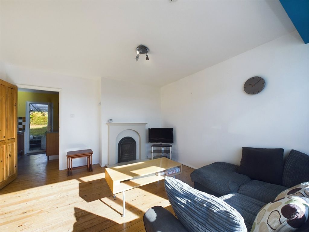 Property photo 3 of 22 Picture No. 12