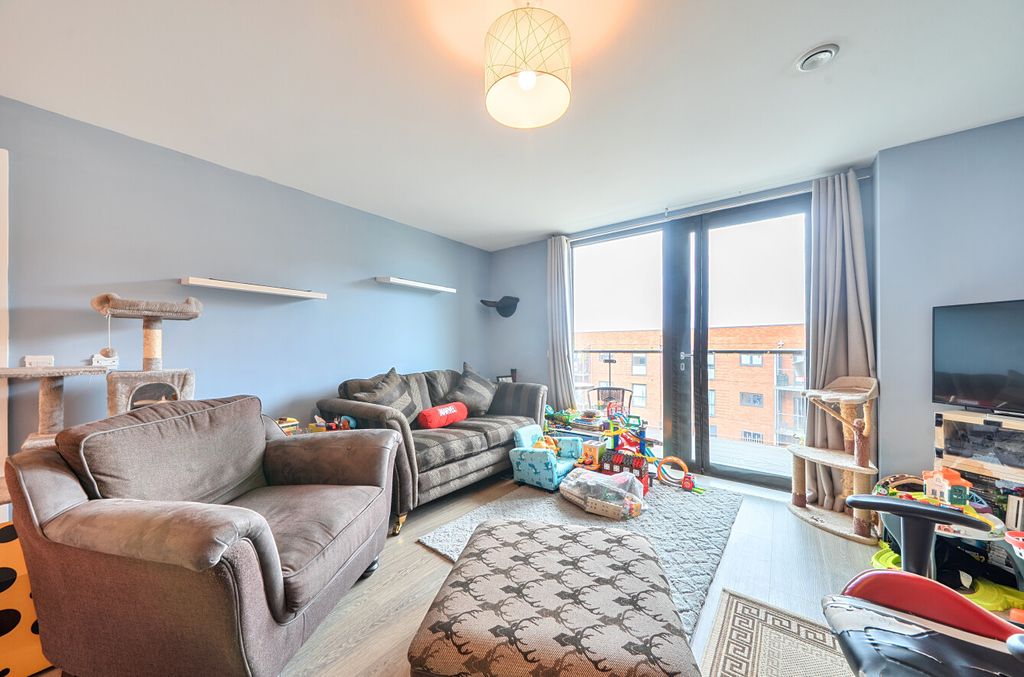 Property photo 1 of 10