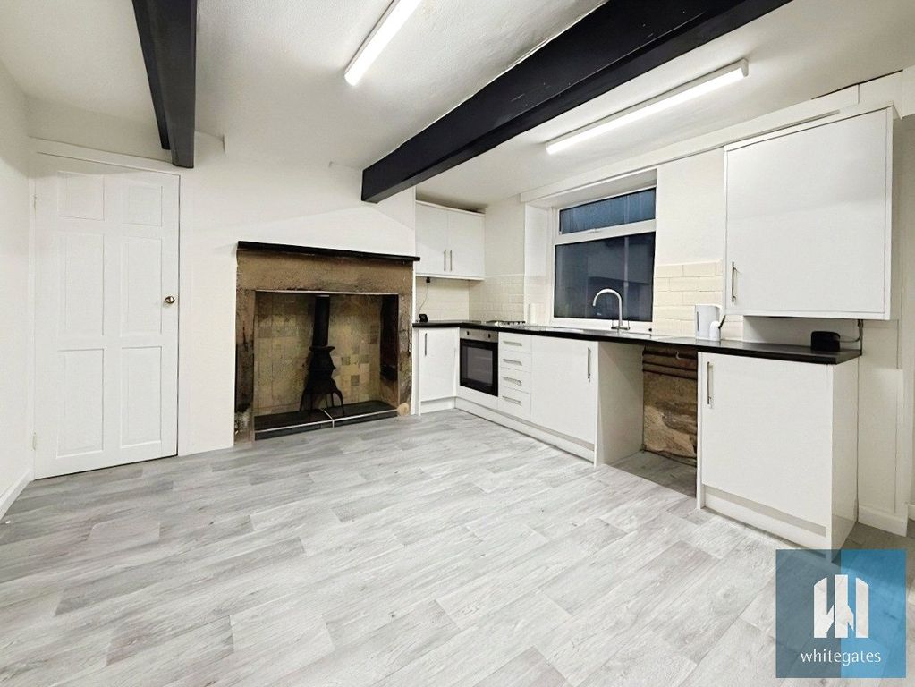 Property photo 2 of 15 Picture No. 16