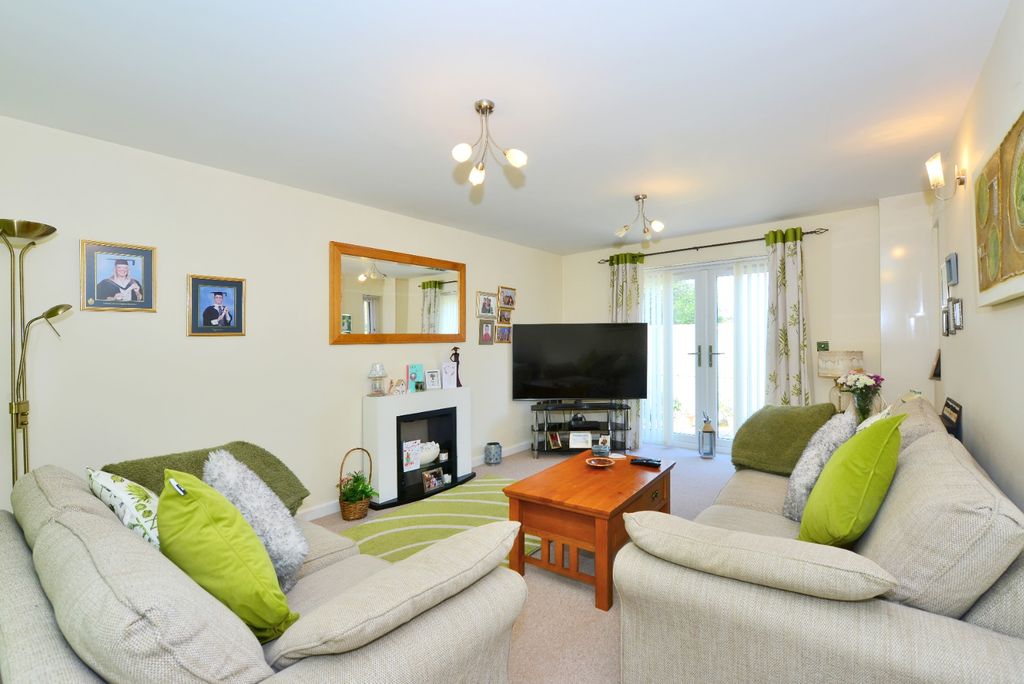 Property photo 3 of 25 4040967