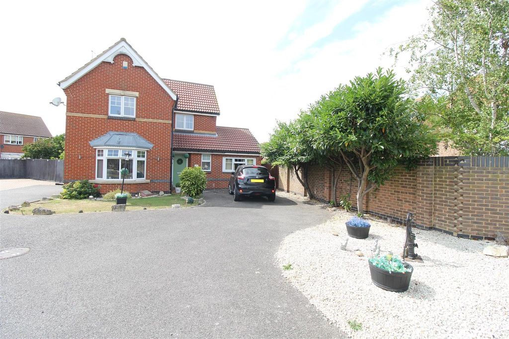 Property photo 2 of 16