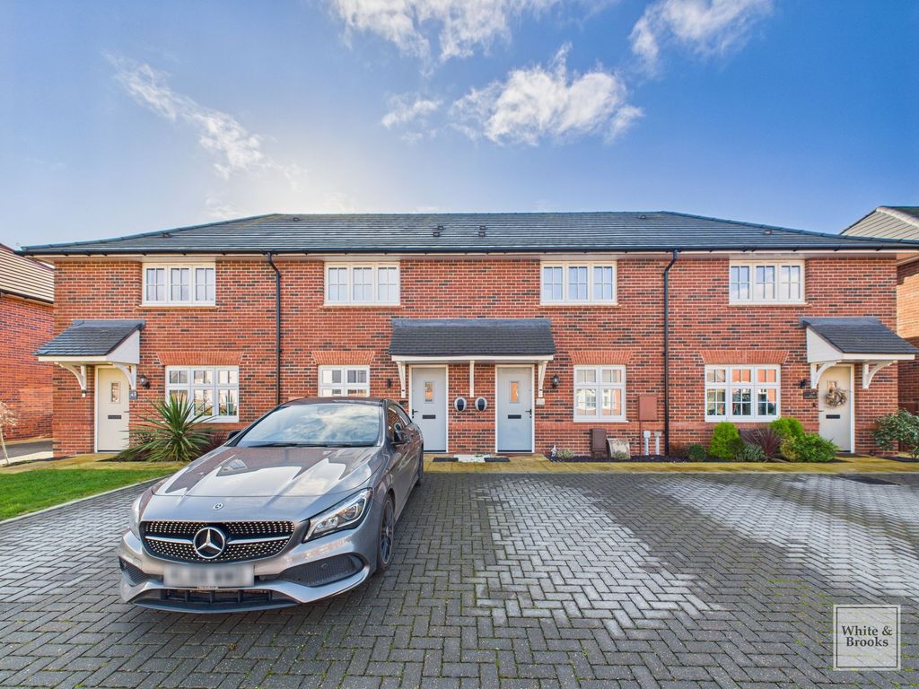 Property photo 1 of 18 Front