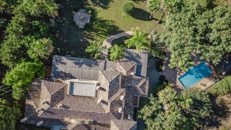 Property photo 3 of 24