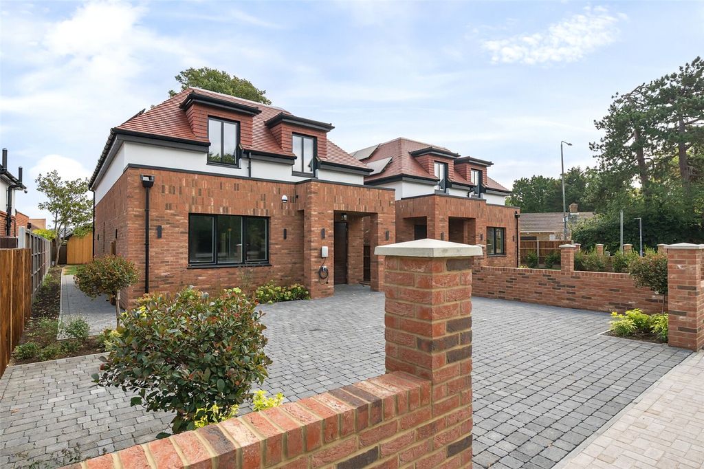 Property photo 1 of 33 External