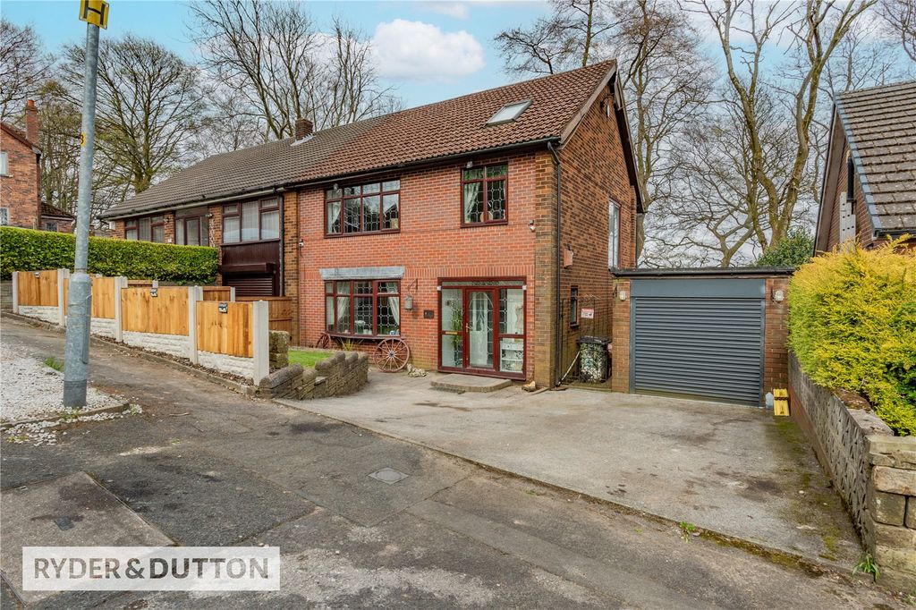 Property photo 1 of 36 Picture No. 13