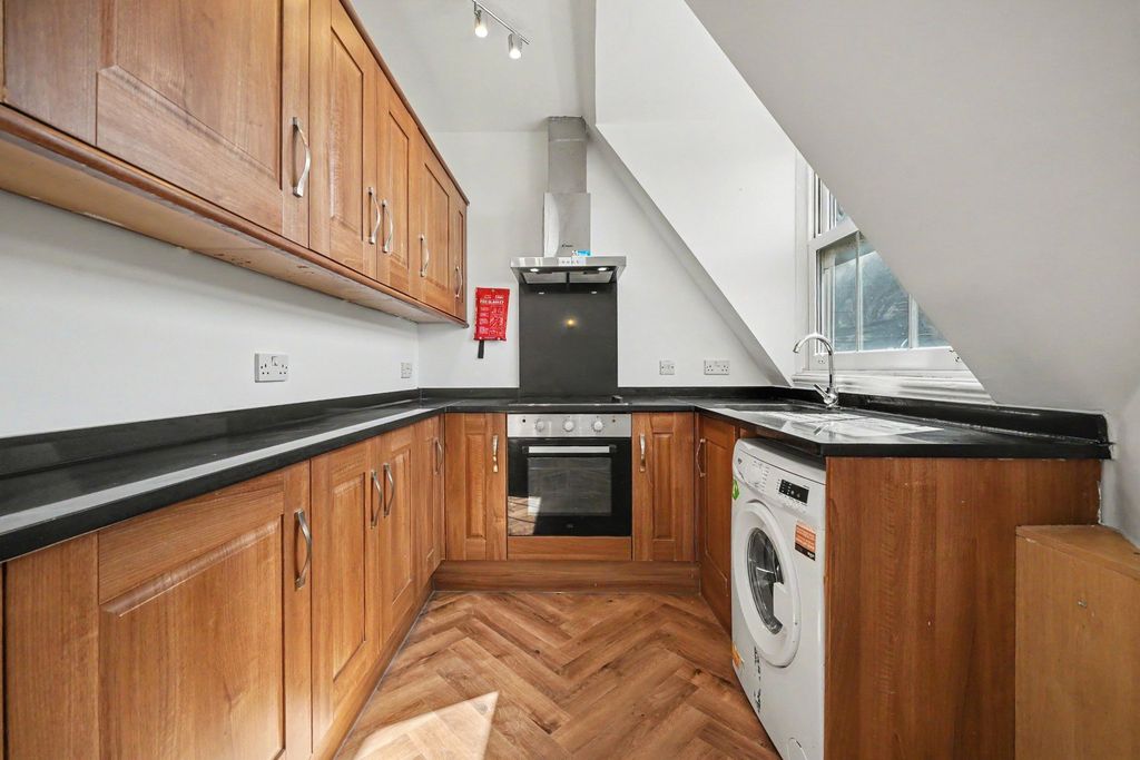 Property photo 3 of 10 Picture No. 03