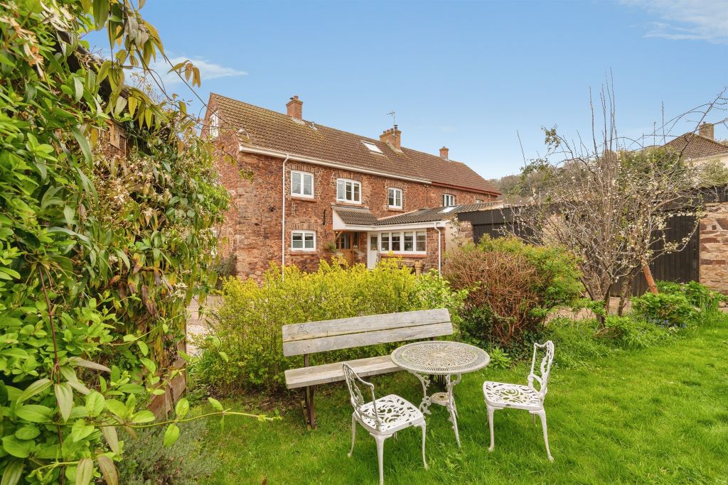 Property photo 1 of 20