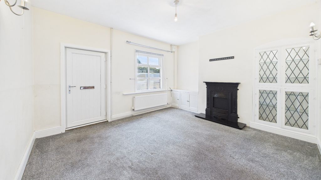 Property photo 2 of 17 4262543