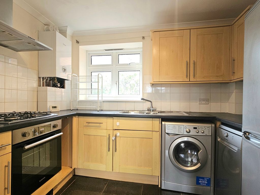 Property photo 3 of 14 Kitchen