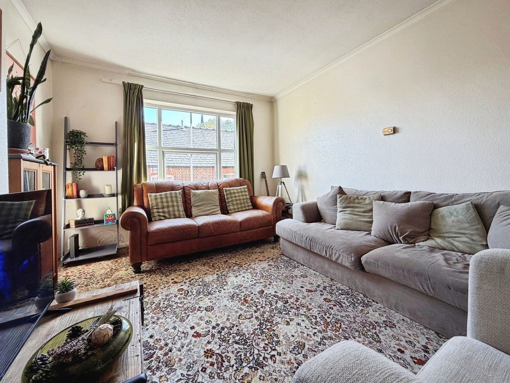 Property photo 3 of 7 Pbox-Img.Jpg