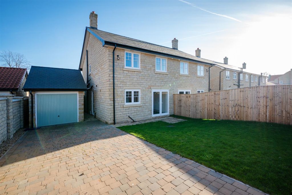 Property photo 2 of 17 Plot 37 Rear 2.Jpg