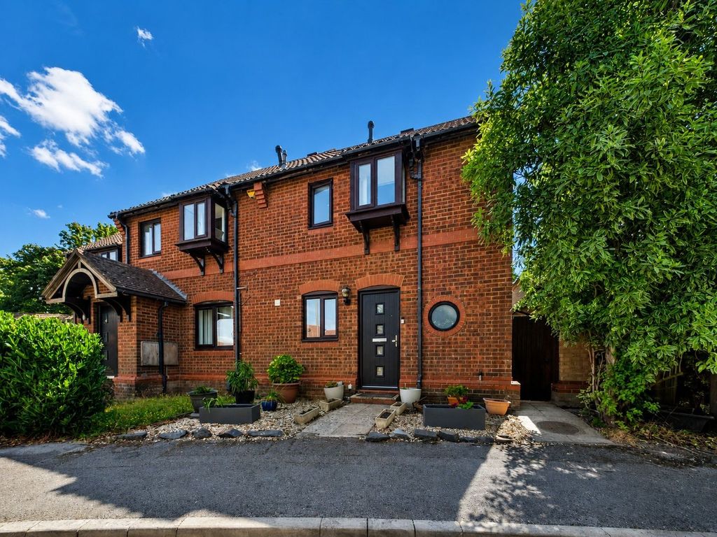 Property photo 1 of 11