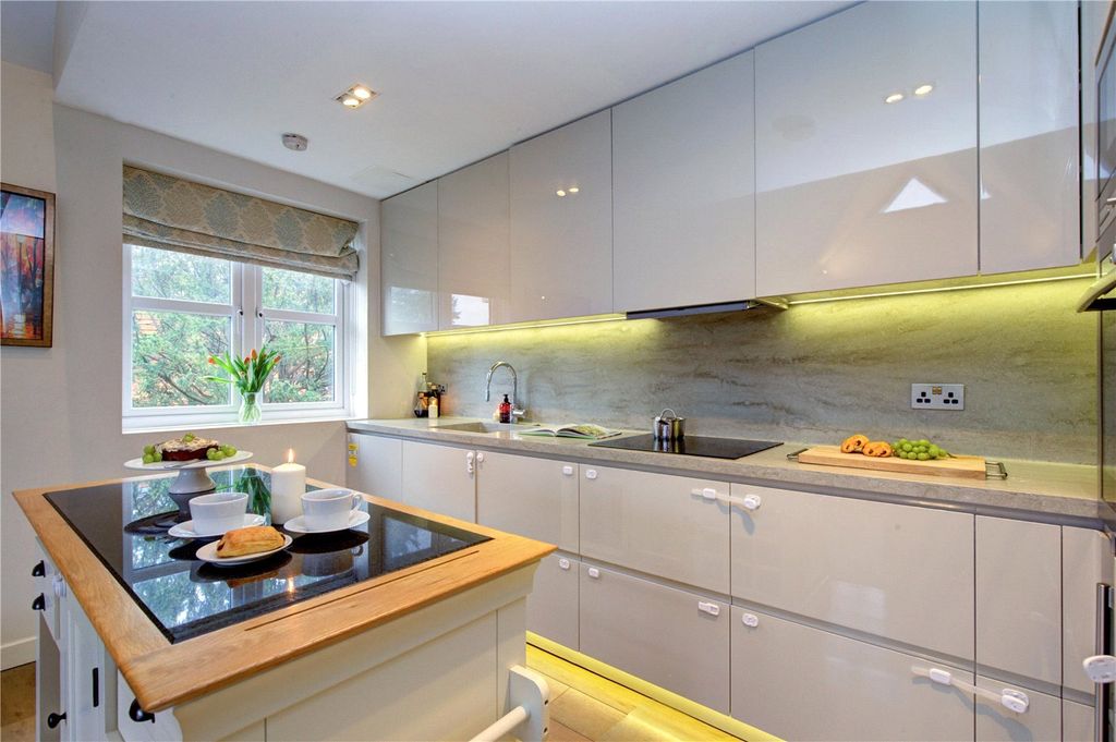 Property photo 2 of 12 Picture No. 04