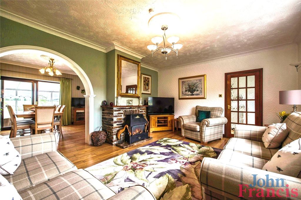 Property photo 3 of 24 Picture No. 27