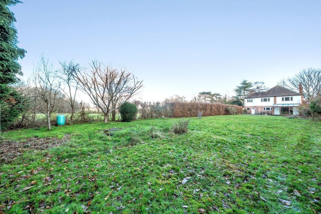 Property photo 3 of 8