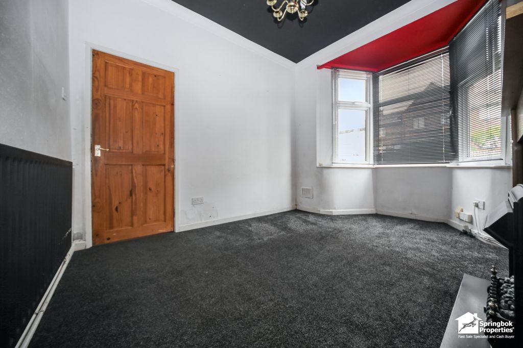 Property photo 3 of 12 Image 3