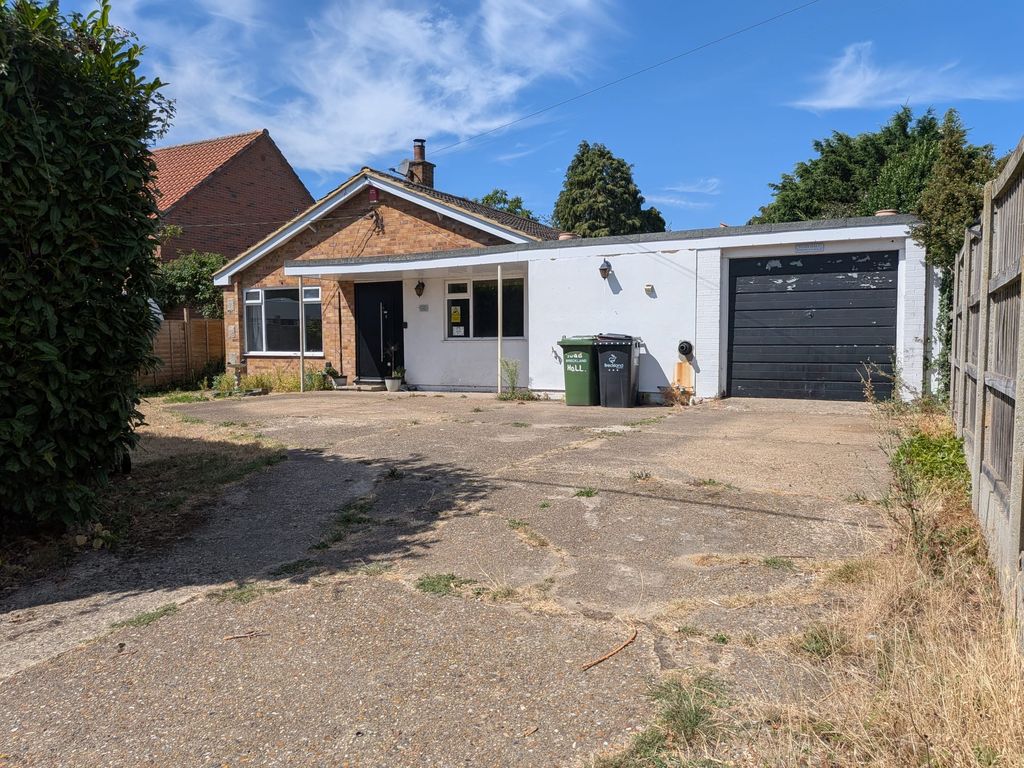 Property photo 1 of 11